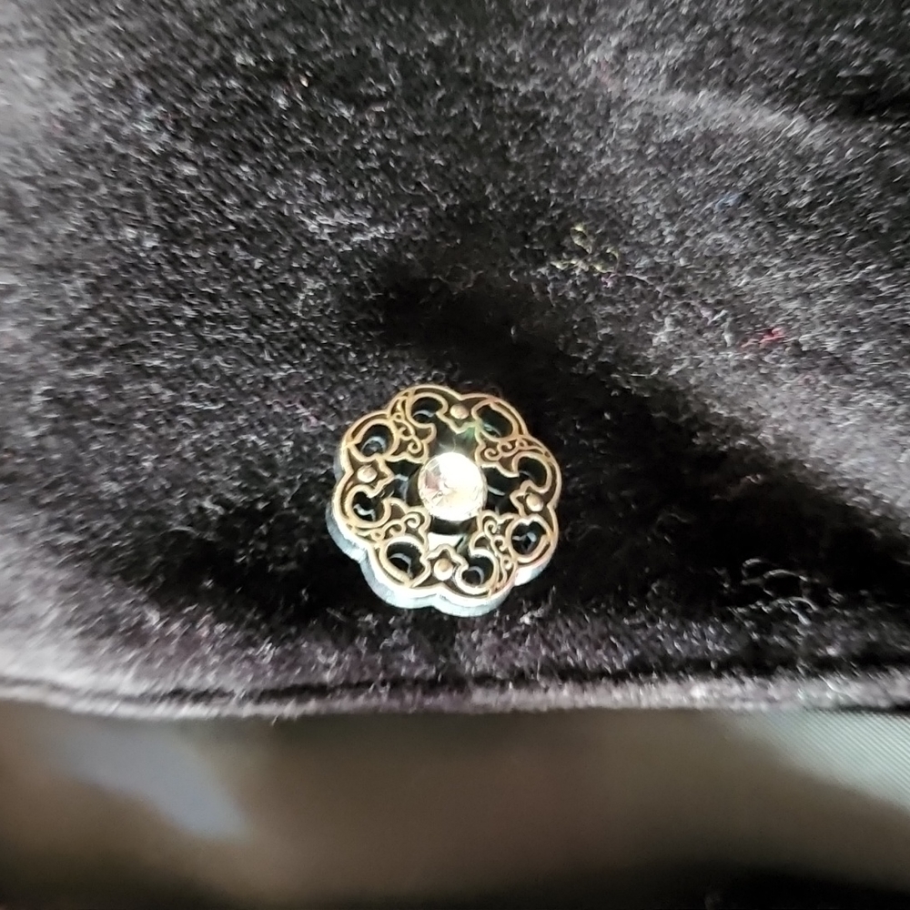 Velvet Jacket - Picture 2 of 3